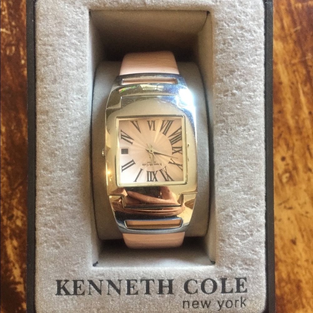 Kenneth Cole Watch ⌚️